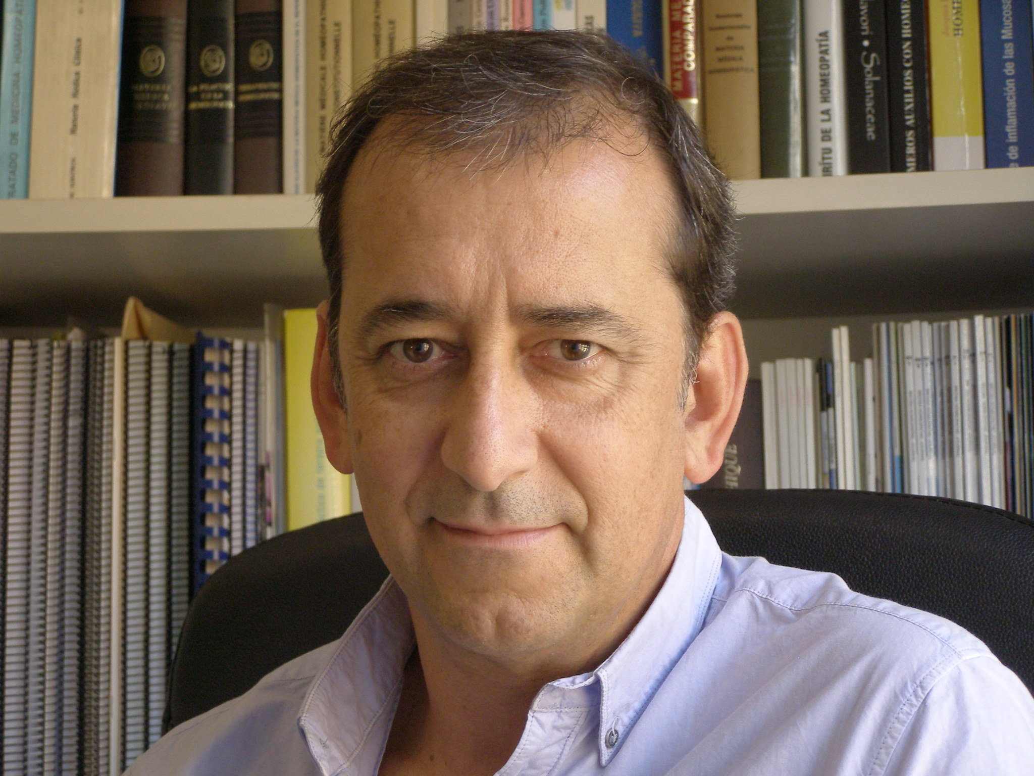DR. JULIO FERNANDEZ DEL RIO